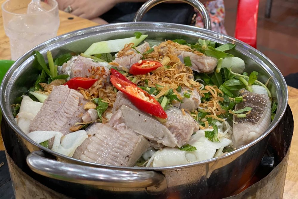 Lẩu Cá Đuối - Đặc Sản Vũng Tàu "Vạn Người Mê"
