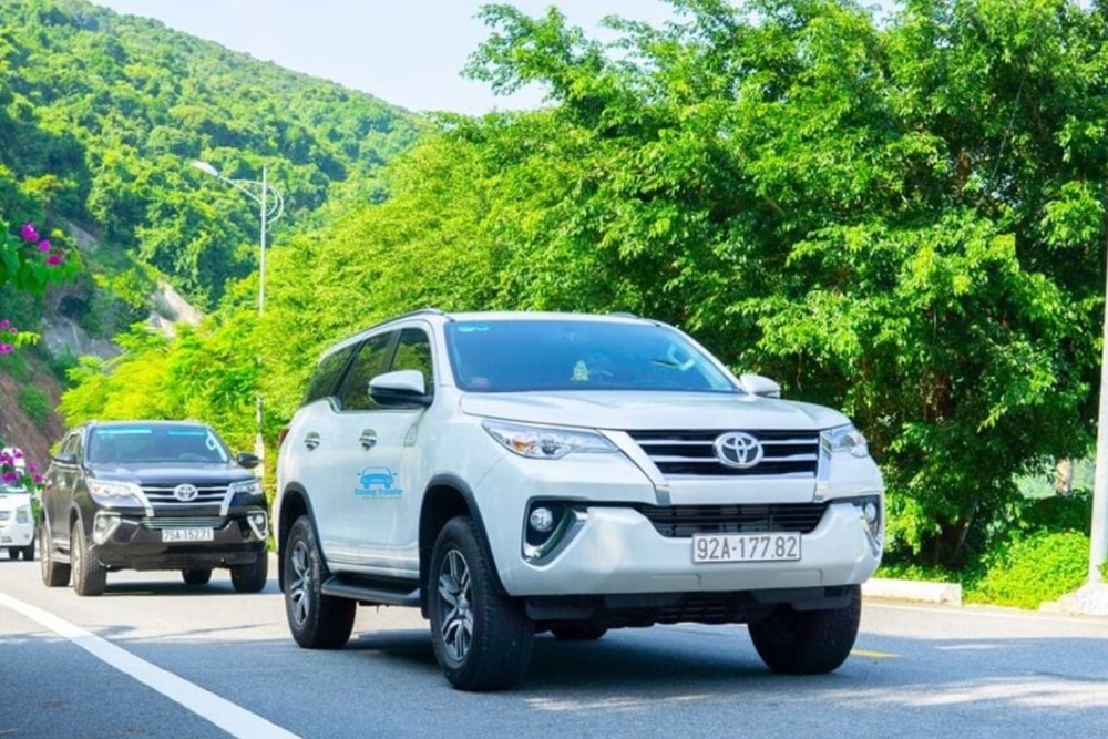 Thuê Ô Tô Riêng Kèm Tài Xế - Giải Pháp Hoàn Hảo Cho Gia Đình
