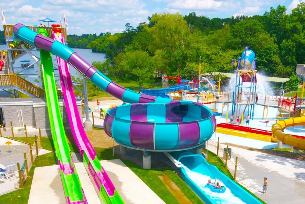 Đến Công Viên Nước Núi Thần Tài để “Xả Stress”
