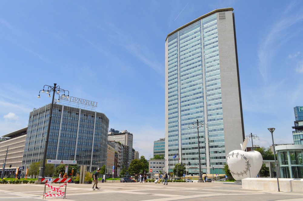 Pirelli Tower skyline view near Milano Centrale station | Photo Credit: Wikimedia Commons