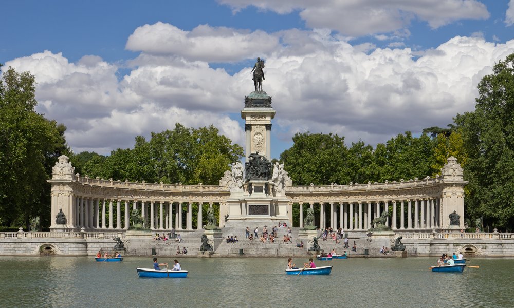 El Retiro Park monument and lake in Madrid