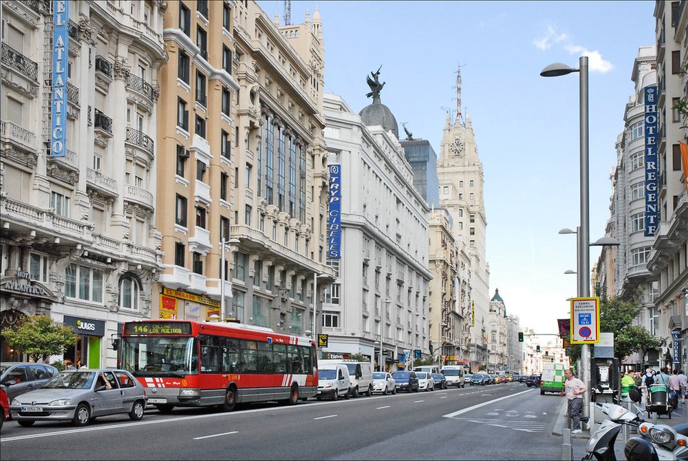 Gran Vía street scene in central Madrid