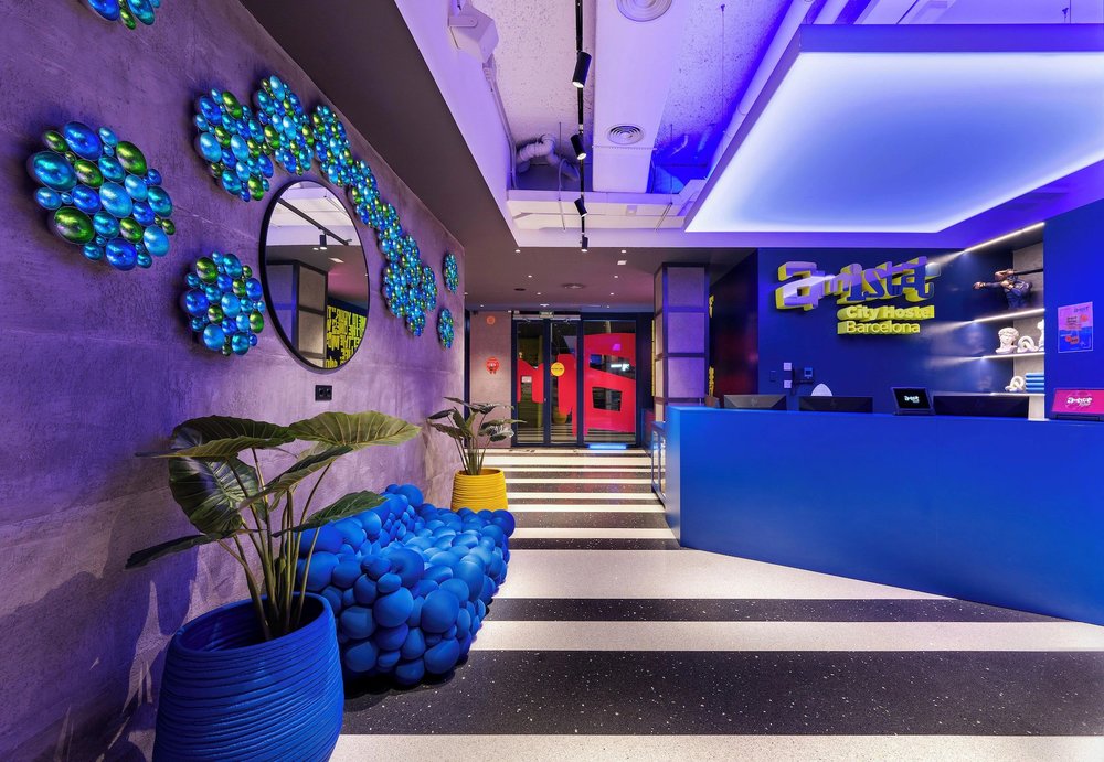 Cool lobby area in Amistat City Hostel Barcelona