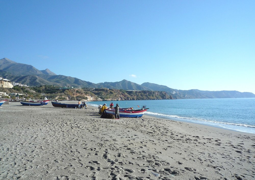 The largest and sandiest beach in the Nerja area, Playa Burriana | Photo by michael clarke stuff on Wikimedia