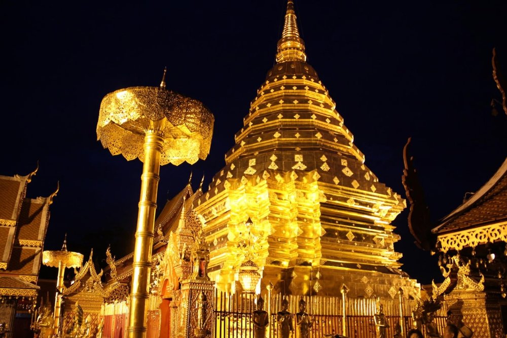 Tour Đêm Wat Umong Và Doi Suthep: Chiêm Ngưỡng Vẻ Đẹp Huyền Bí Của Các Ngôi Chùa Cổ