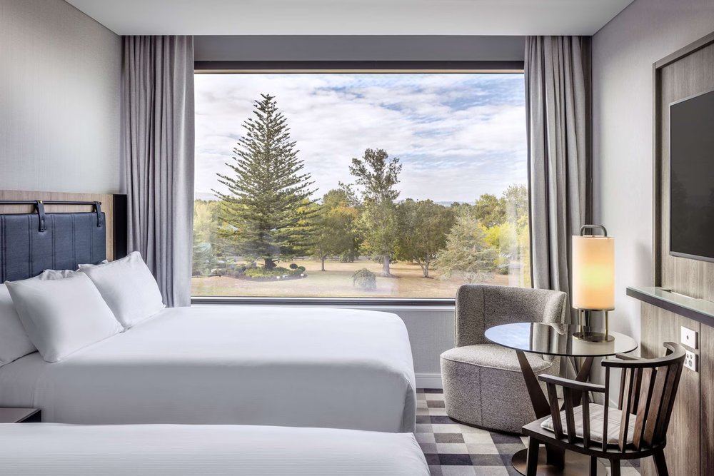  Scenic hotel room with garden views in DoubleTree