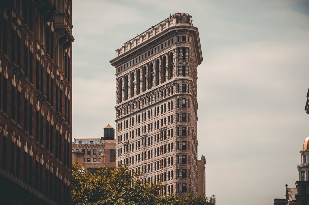 Side view of the Flatiron Building