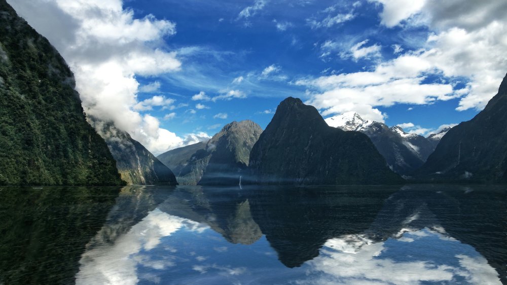 Milford Sound, one of the most popular natural landmarks in New Zealand.