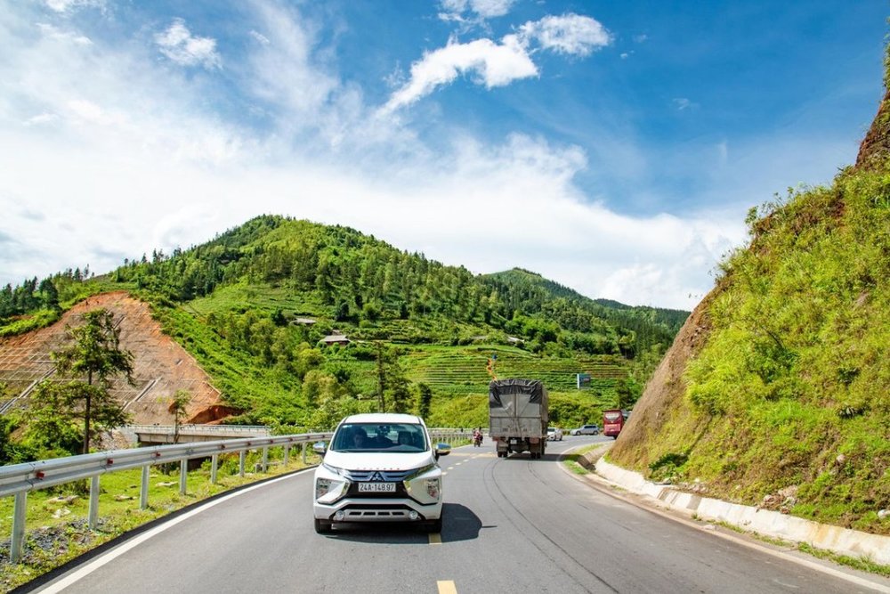 Cách Di Chuyển Đến Cầu Kính Rồng Mây