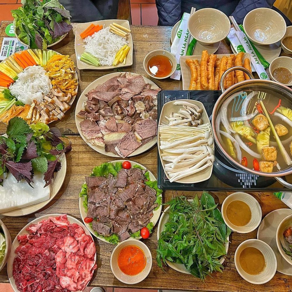 Chuỗi Lẩu Bò Nhúng Dấm 555