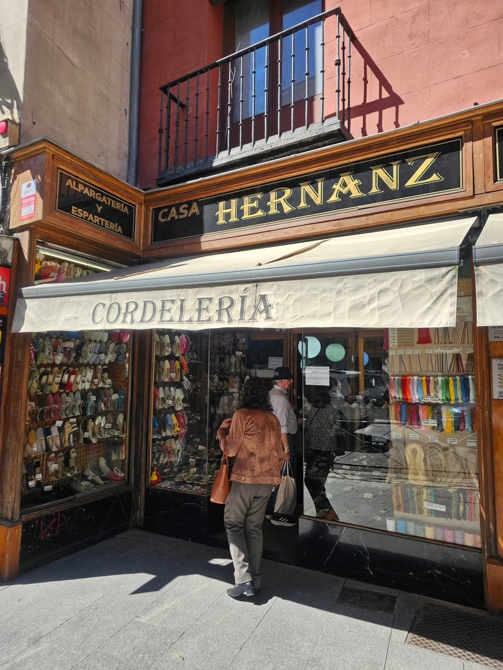スペイン お土産 エスパドリーユ（Espadrilles）