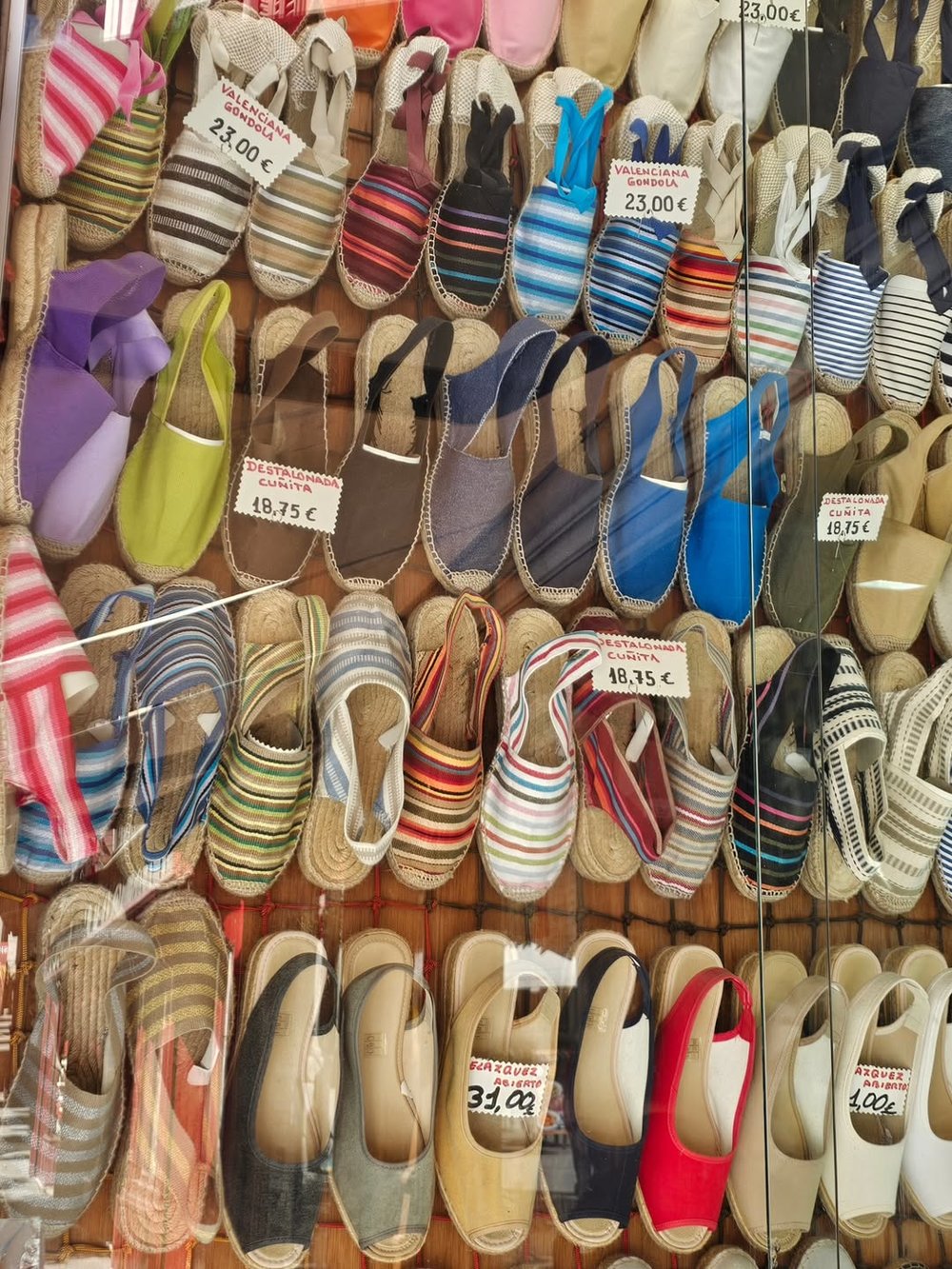 スペイン お土産 エスパドリーユ（Espadrilles）
