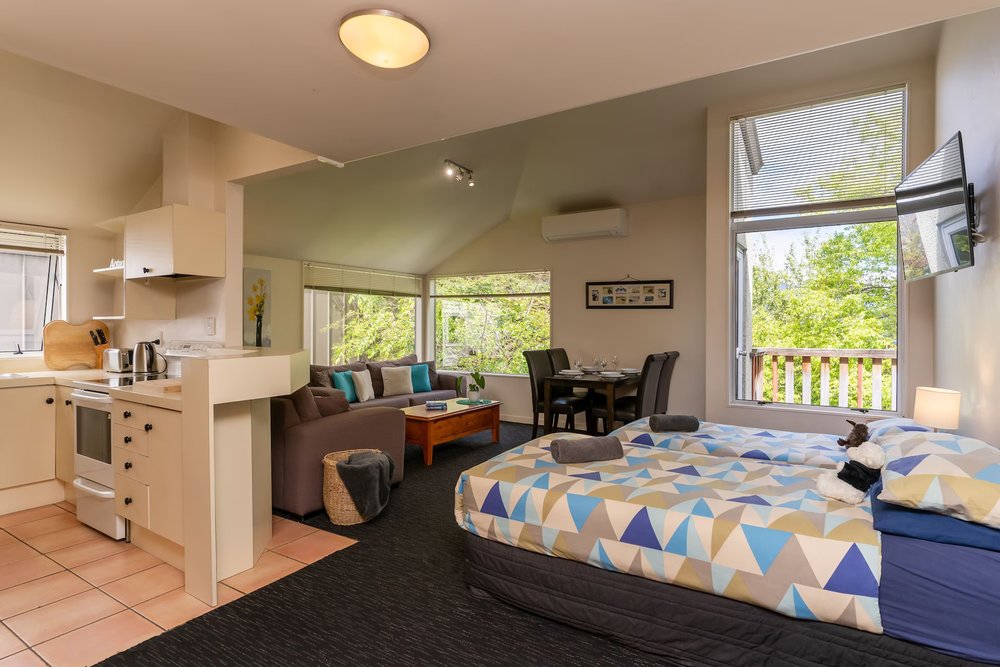 All-in-one room in Haka House Queenstown