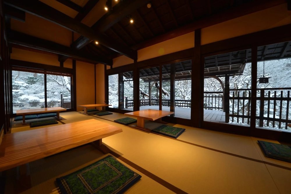 Innenansicht des Kyoto Ohara Ryokan Seryo