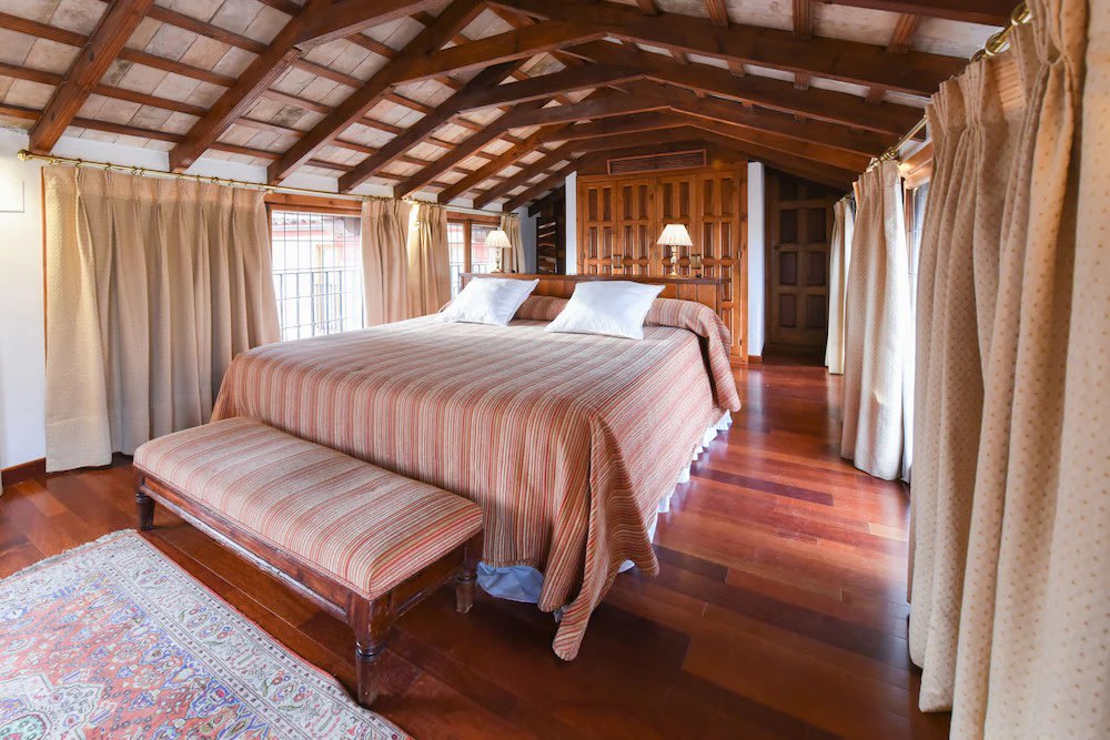 A hotel room in Las Casas de la Judería