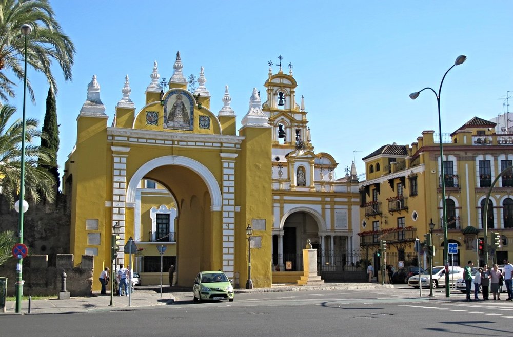 The Basílica de la Macarena | Photo by Ali Eminov on Flickr