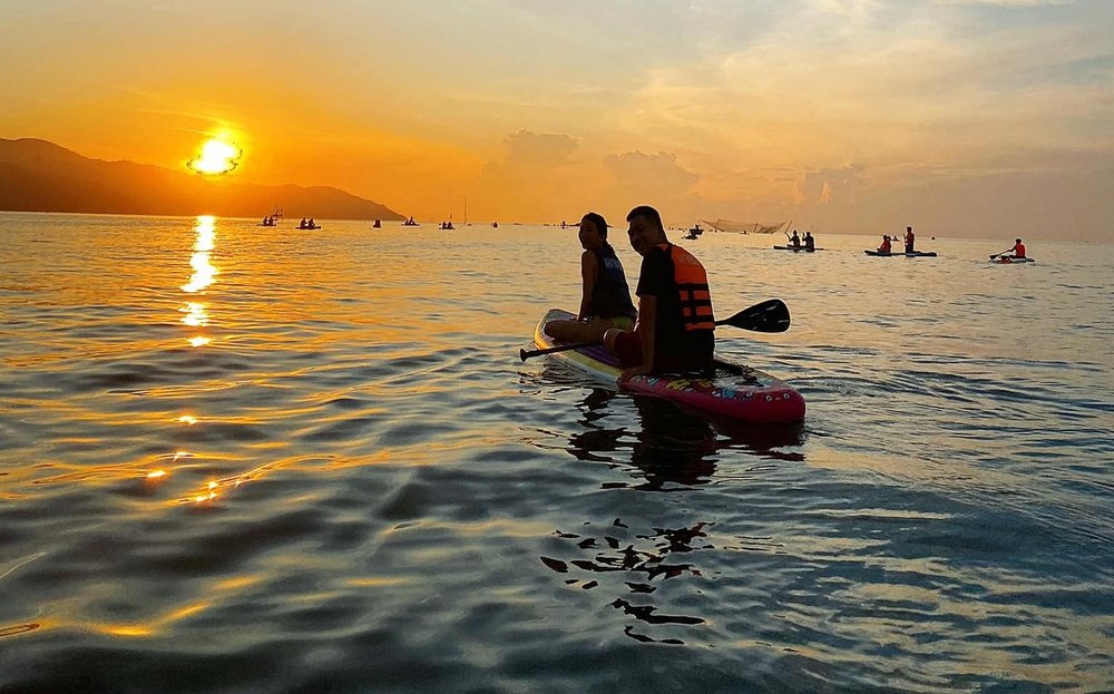 Chèo Kayak Vượt Sóng Biển Mỹ Khê