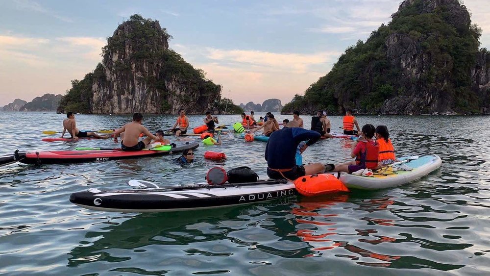 Vịnh Hạ Long, Quảng Ninh - Chèo SUP Giữa Kỳ Quan Đá Vôi