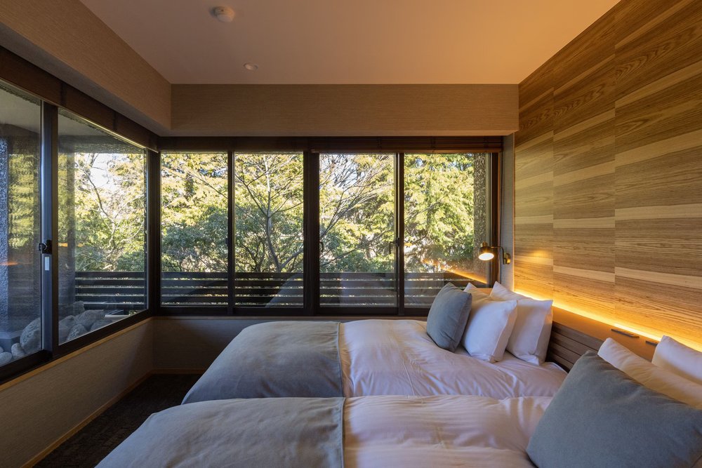 Modern-looking ryokan in Sengokubara COCON