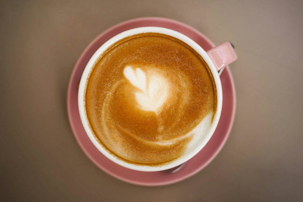 Creamy rose latte