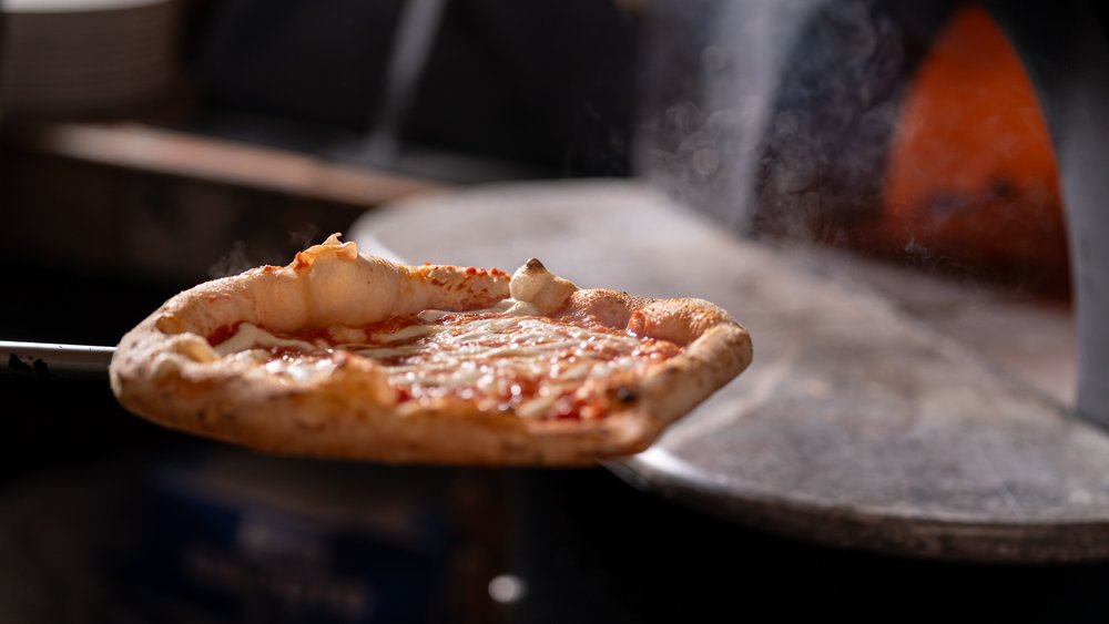 Stone oven pizza from Al Profeta