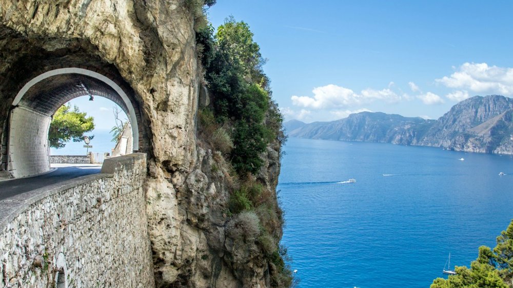 Road to Castiglione Beach
