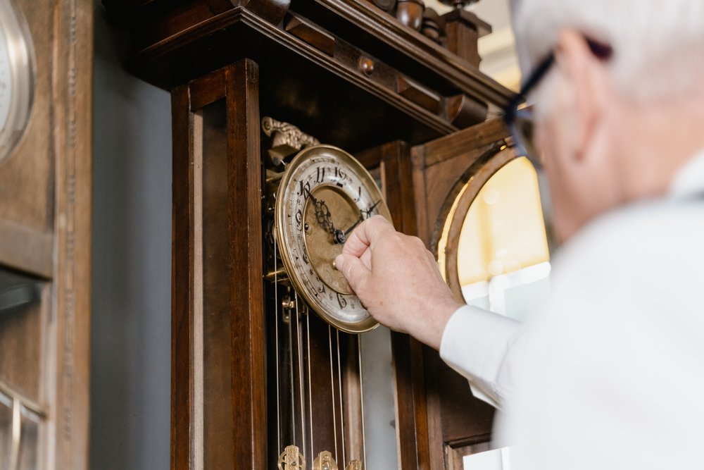 Clockmaker at Buckingham Palace | Photo Credits: Tima Miroshnichenko on Pexels