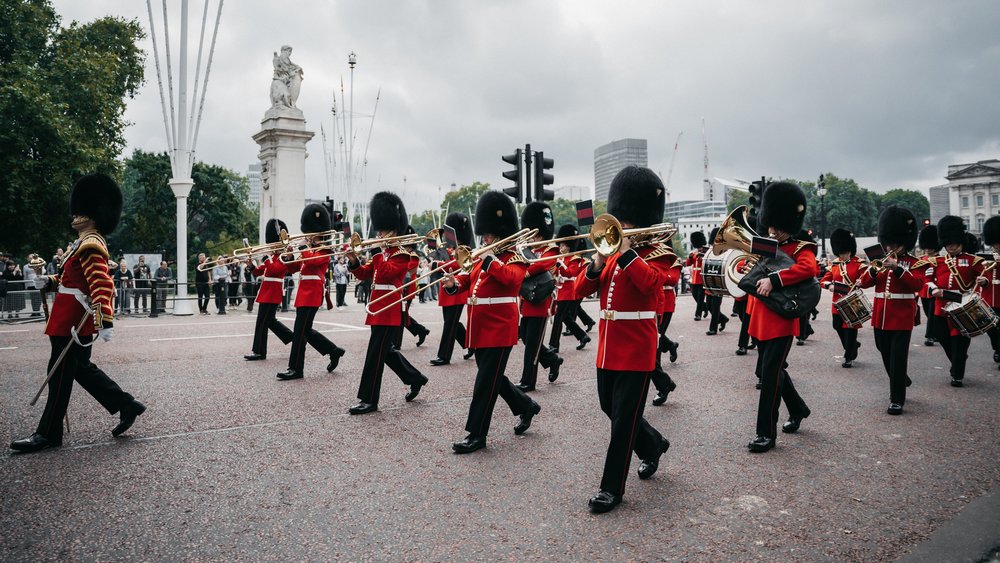 Live music during Changing of the Guard ceremony | Photo Credits: Andras Stefuca on Pexels