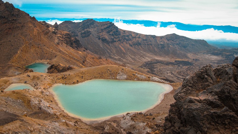 A breathtaking view of the Emerald Lakes in Tongariro National Park | Photo Credit: Francesco Ungaro on Pexels