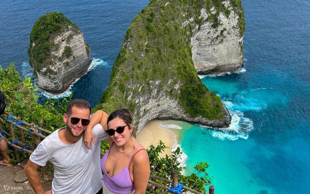 Du Lịch Bali Tháng 9 - Đắm Mình Trong Biển Xanh Và Hoàng Hôn Rực Rỡ