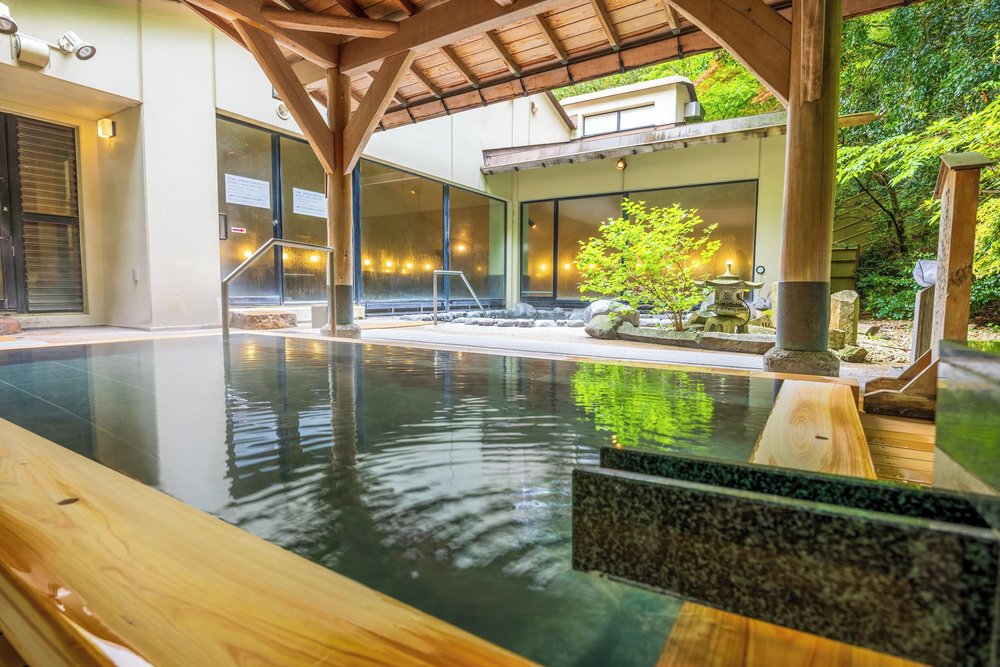 The onsen at Yumoto Fujiya Hotel