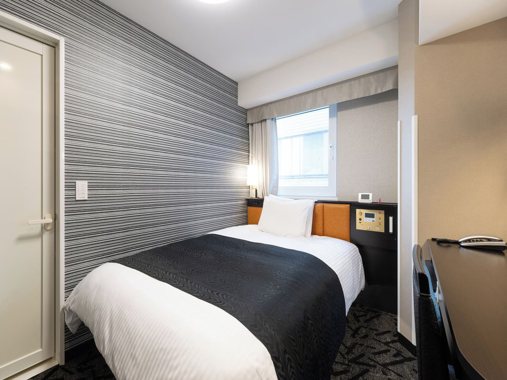 A hotel room in APA Hotel Shibuya Dogenzakaue