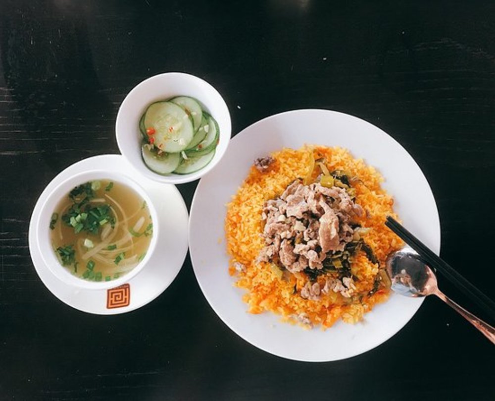 Cơm rang dưa bò Lý Quốc Sư