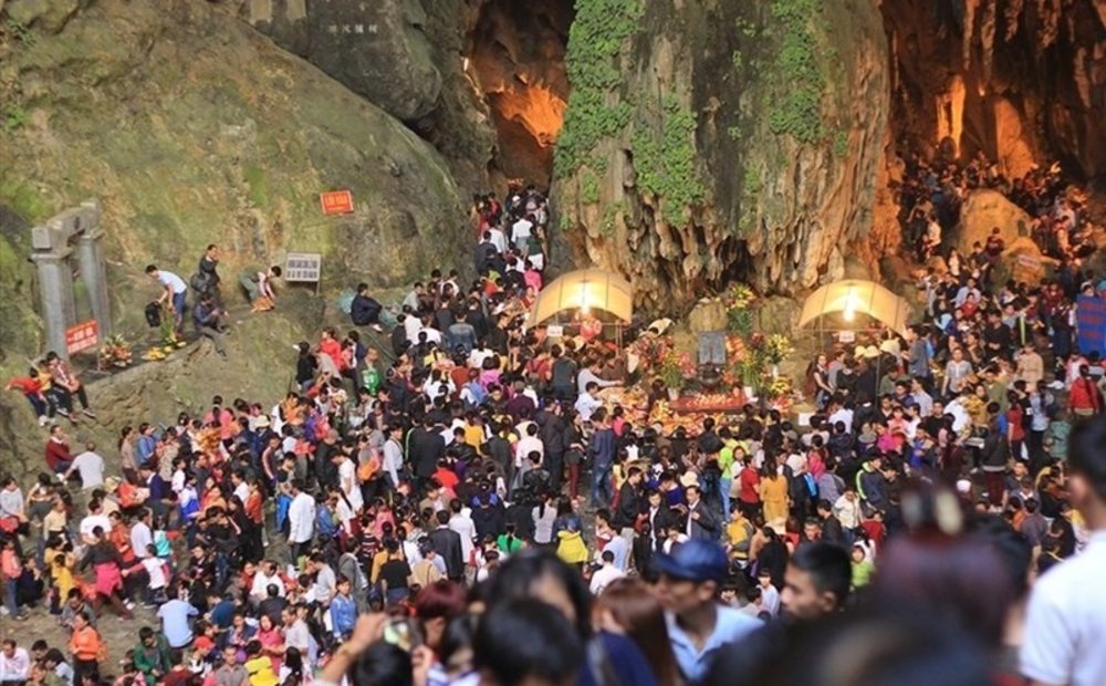  Động Hinh Bồng - Điểm Đến Yên Bình Trên Cao