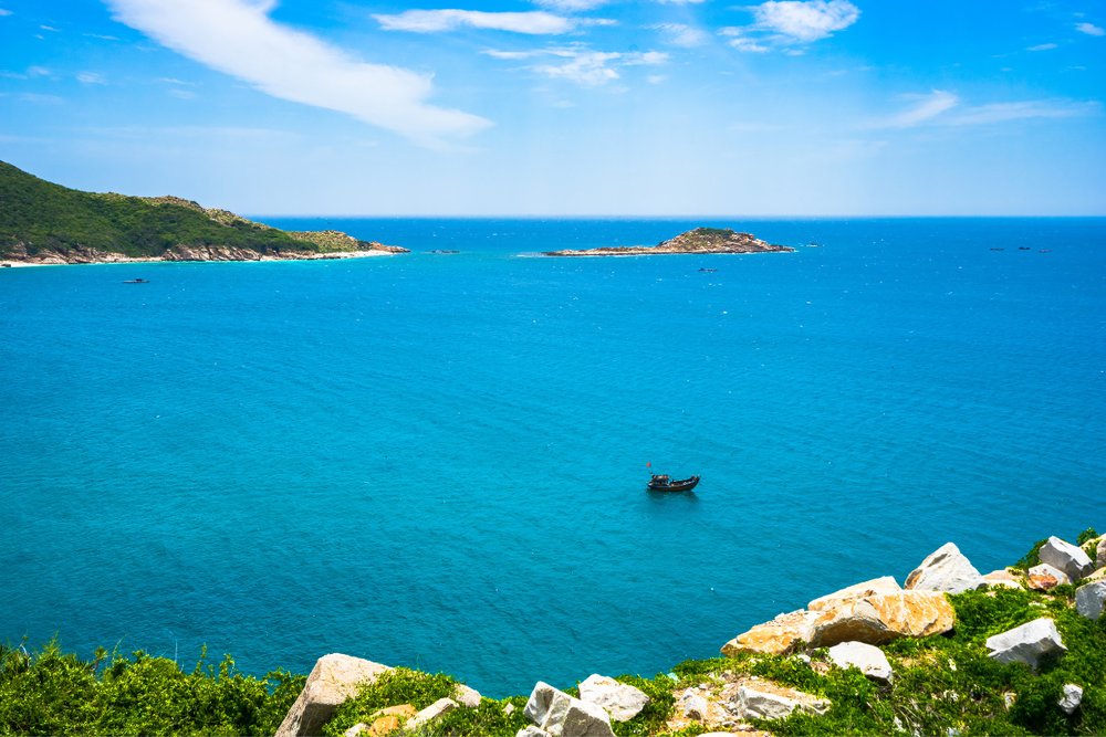 9H00: Lên Thuyền Khám Phá Mặt Vịnh