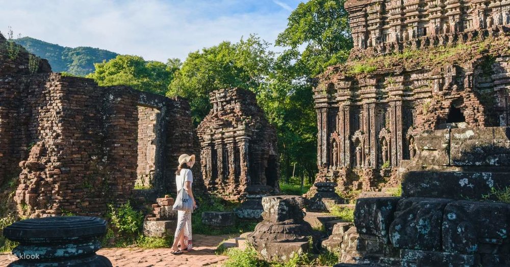 Tiêu Chí (ii): Sự Giao Thoa Văn Hóa Đỉnh Cao