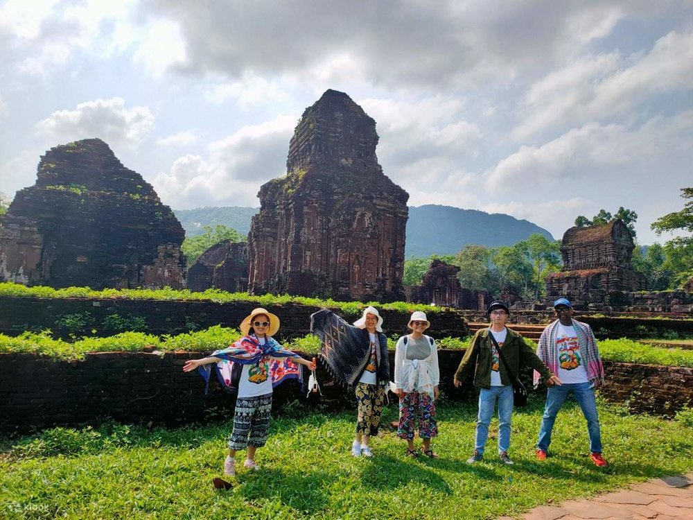 Những Trải Nghiệm Không Thể Bỏ Lỡ Tại Thánh Địa Mỹ Sơn