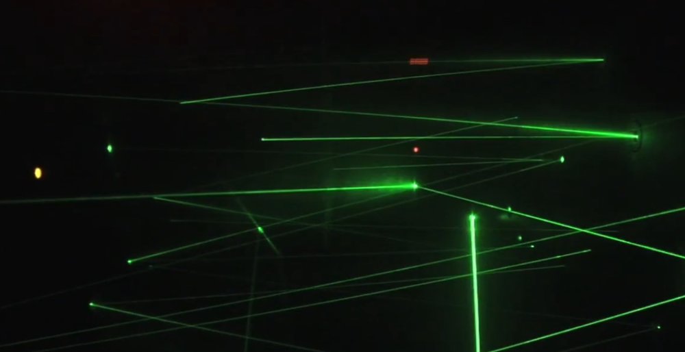 Laser Maze Challenge - Hóa Thân Thành Điệp Viên Vượt Tia Laser