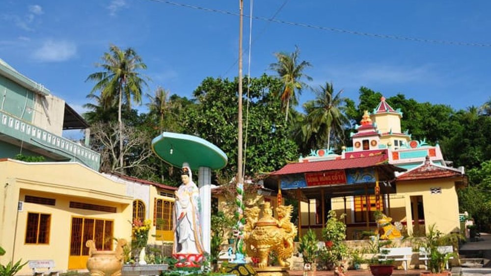 Chùa Sùng Hưng - Nét Đẹp Hoài Cổ Giữa Lòng Thị Trấn