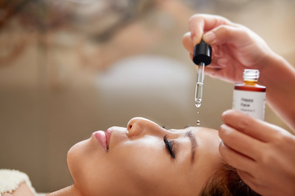 Aromatherapy treatment at Mira Hong Kong Spa