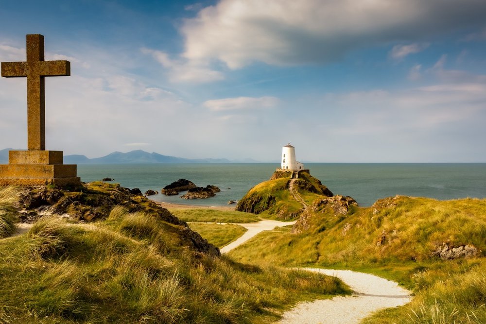 Đảo Anglesey: Vẻ Đẹp Hoang Sơ Và Những Cái Tên Kỳ Lạ