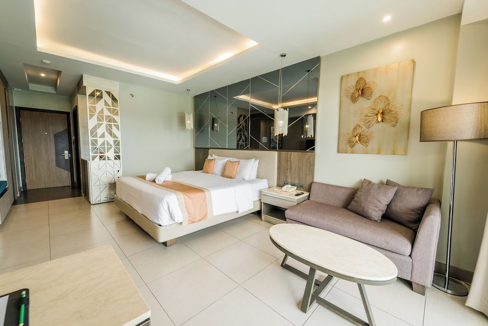 Zuri Hotel Iloilo