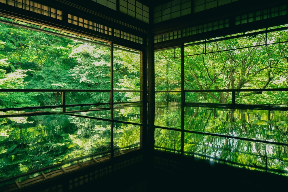 琉璃光院 書院二樓桌面倒影