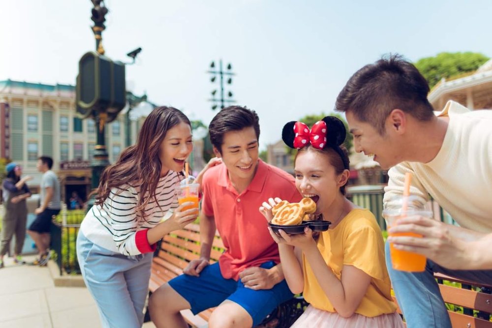Ăn Gì Trong Công Viên Disneyland Hong Kong?