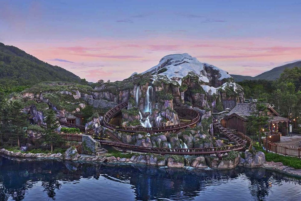 Khám Phá World of Frozen - Bước Vào Vương Quốc Arendelle Đời Thực