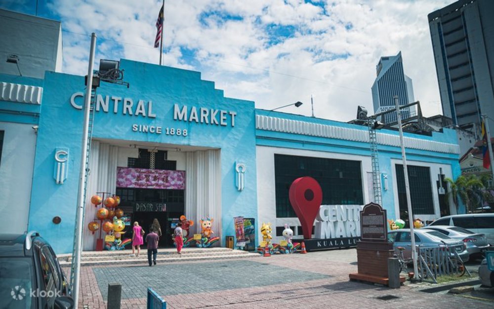 Ăn Sáng Kiểu Bản Địa Và Mua Quà Lưu Niệm Tại Central Market
