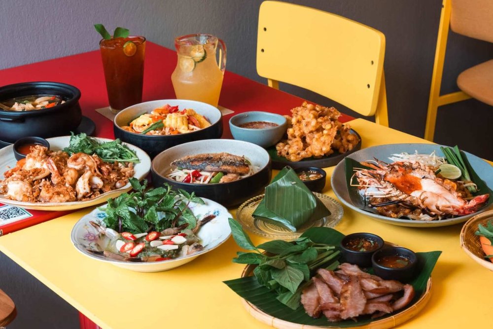 Somtum Der Tha Tien: Điểm Hẹn Ẩm Thực Isan Đạt Sao Michelin Ngay Bên Bờ Sông Chao Phraya
