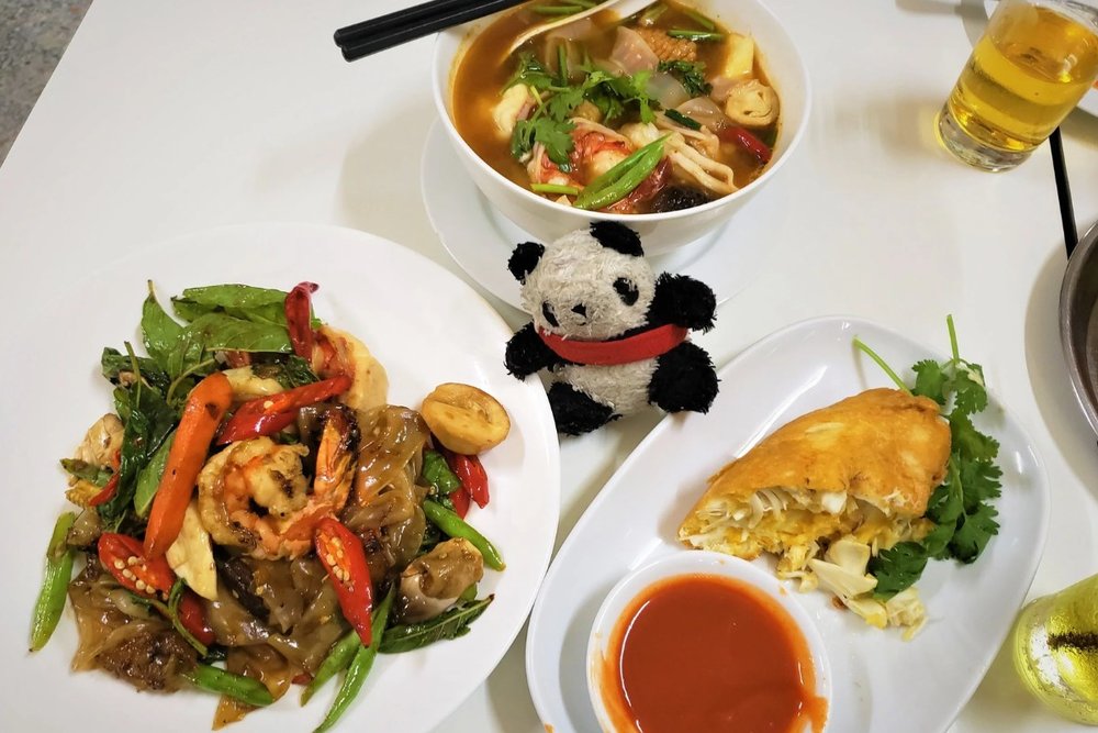Raan Jay Fai Bangkok - Quán Ăn Bangkok Bình Dân Có Sao Michelin