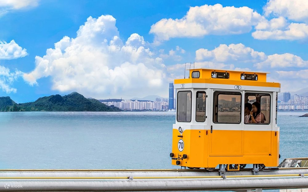 Chiều: Haeundae Blueline Park - Sky Capsule