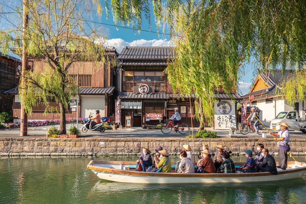 Erlebe eine Bootsfahrt auf dem Yanagawa Fluss